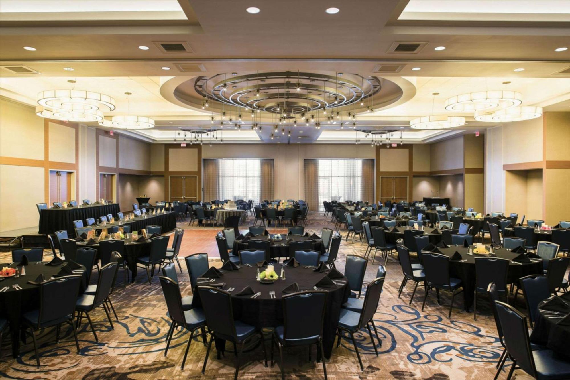 Hotel Hilton Garden Downtown 3*
